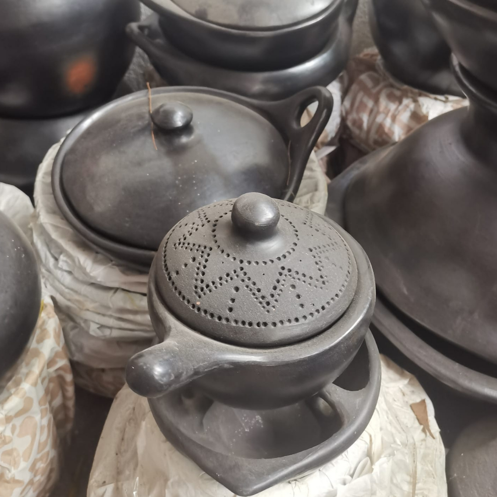 Barro Negro Pottery